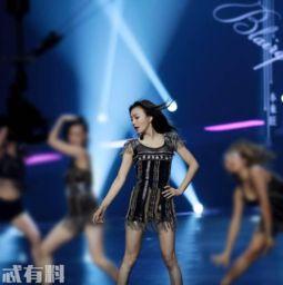 明星网红的舞蹈叫什么,揭秘明星网红的爆款舞蹈魅力
