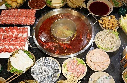 开火锅店明星网红,引爆美食潮流的跨界合作