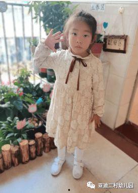 小明星网红井迪儿,网红界的璀璨新星，闪耀娱乐圈