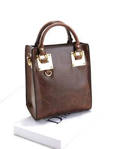 女明星网红单肩包,女明星网红单肩包，演绎优雅出行新风尚