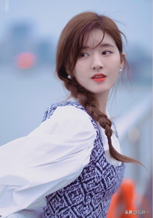 绿茶明星网红是谁呀图片,揭秘网络红人的魅力风采