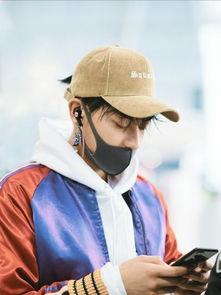 戴耳环的男明星网红,揭秘戴耳环的男明星网红风采