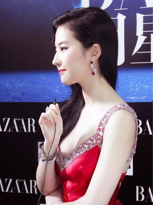 好多明星网红去新疆了,探寻丝路魅力之旅