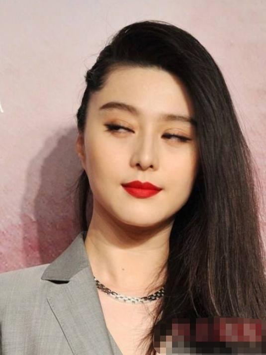 大白饼明星网红是谁呀,揭秘明星级网红背后的故事