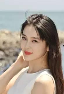 姓郑的女明星网红,网络红人界的璀璨星辰