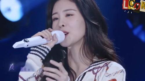 明星网红歌正版的名字,揭秘明星网红歌正版背后的故事