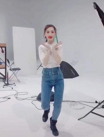 明星网红长裙照片图片男,明星网红长裙造型，引领潮流新风尚